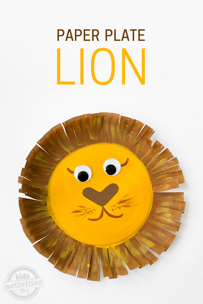 Adorable prato de papel artesanía de león
