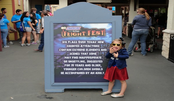 Six Flags Fright Fest: Familiamika?
