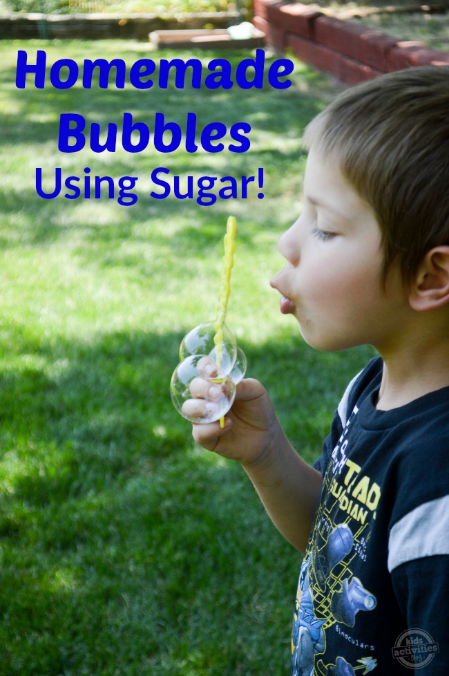 Selbstgemachte Seifenblasen mit Zucker