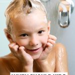 Kiedy dziecko powinno zacząć samodzielnie brać prysznic?